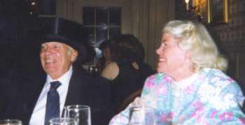 GrammyAndGrampop.jpg (7394 bytes)