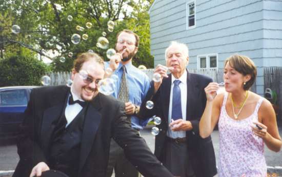 CereBlowBubbles2.jpg (26974 bytes)